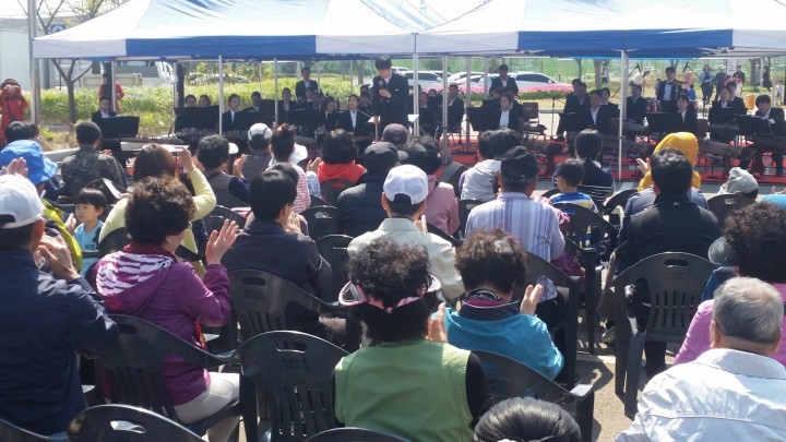 진주 봄꽃 축제 관람객들의 호평속에 성황 이뤄