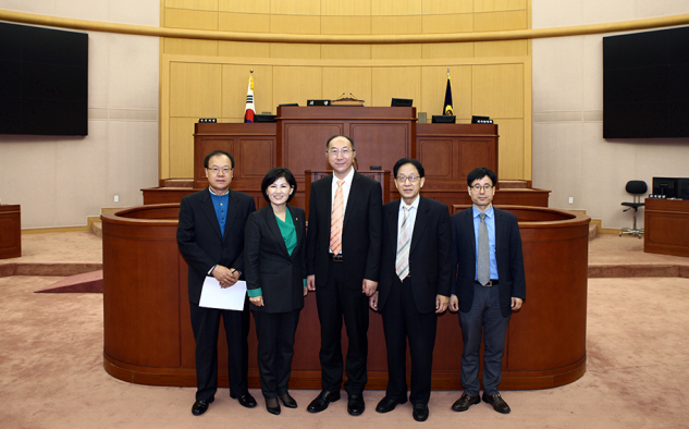 김인식 대전시의회 의장, 중국 상하이 푸단대학 궈딩핑 교수·한남대학교 곽덕환 교수 면담
