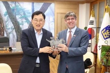 경주시 대표단, 페루 APEC 정상회의서 경주 알리기… 국제 협력 강화 나서