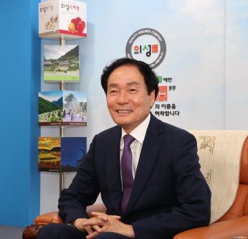 김주수 의성군수, 자매결연 자치단체에 기부금 기탁