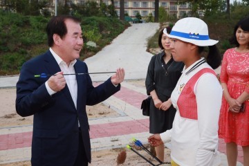 김지철 충남교육감, 전국체전 고등부 참가선수단 최종 훈련 현장 격려 방문