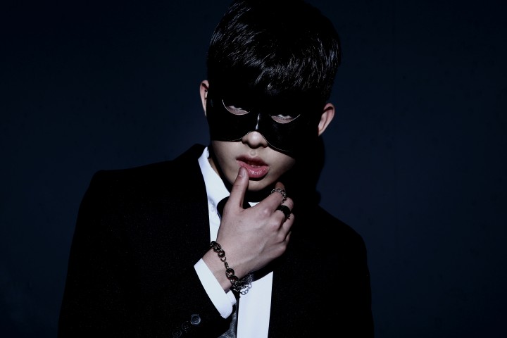 그룹 투포케이(24K), 마스크맨 얼굴 전격 공개