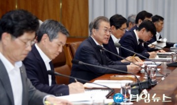 문 대통령, 이번달 31일 '5차 반부패정책협의회' 연다...'공정사회의 가치 재정립'