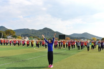 보물섬 남해 건강댄스 ‘열풍’
