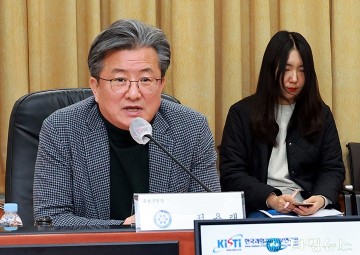 정용래 유성구청장, AI 기반 행정 혁신 추진…KISTI 방문해 협력 모색