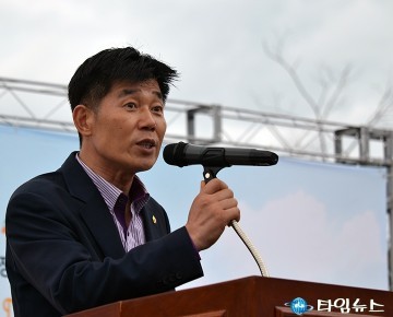 축사하는 박종래 대덕구의회 의장