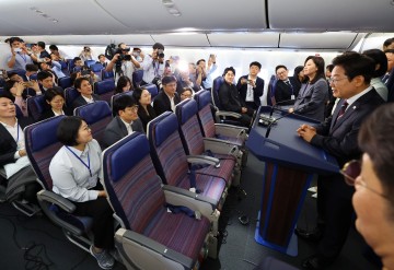 李대통령 "관세협상, 다른 국가보다 불리한 상황 안되는게 중요"