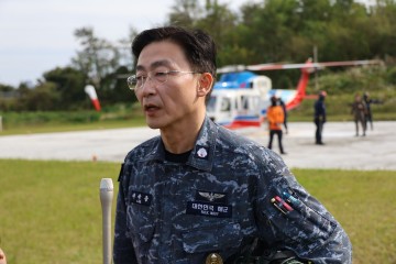 이국종부터 마을이장까지…李대통령에게 임명장 주는 국민대표들