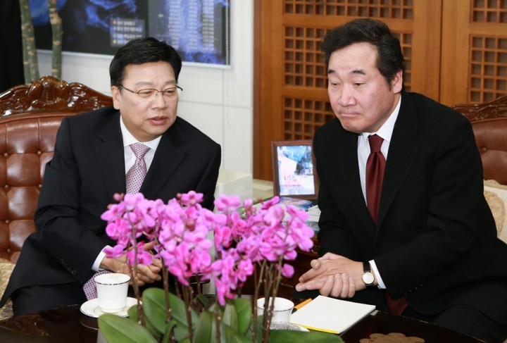권선택 대전시장, 이낙연 전남지사 전격 회동