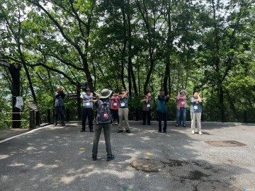 충주시노인복지관, 일자리 참여 어르신 대상 힐링 나들이 진행