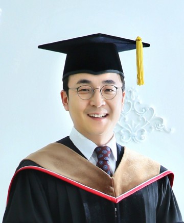 구미시 김영훈주무관, 디자인학 박사학위 취득‘화제’
