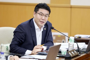 정명국 대전시의회 의원, 대전충남행정통합준비단 행자위 소관 규정 조례 가결