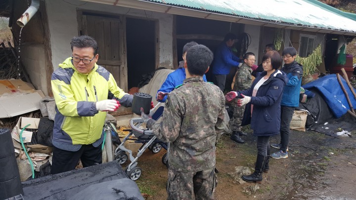 용담면, 소외계층에‘연탄나눔 봉사’실시