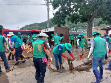 진도군, 집중호우 피해복구에 봉사단체 온기나눔 이어져