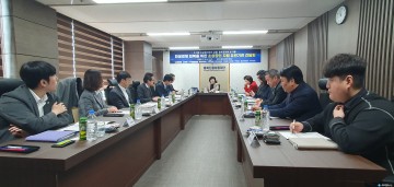 충북도의회 산업경제위원회, 소상공인 지원 위한 유관기관 간담회 개최