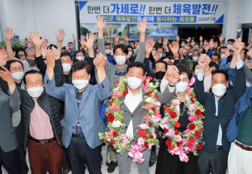 [정치평론 2보]22년 5월 30일 "100만원 공약‧3선 불출마‧호별방문 고발'…동시다발...전술