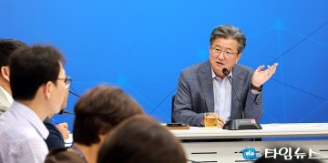 정용래 유성구청장, AI·데이터 행정 협력 모델 발굴해야