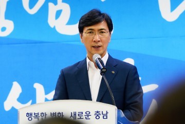 안희정 지사, 광역지방정부 세우고 ‘풀뿌리’ 더 튼튼히