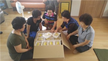 대한적십자사 군산희망나눔봉사센터, 흥남동 경로당에 따뜻한 마음 전해 