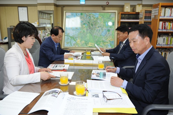 수원시의회 군용비행장 피해 해결을 위한 좌담회 