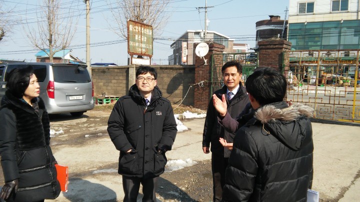 충남도의회 김용필 의원, 흉물로 방치된 충남방적 철거 방안 모색