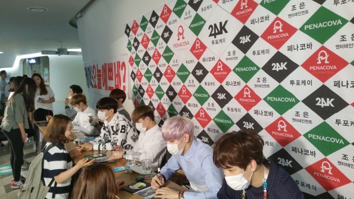 그룹 투포케이(24K), 메르스 예방 이색 팬사인회 눈길