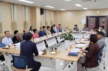 우승희 영암군수, 읍·면지사협 위원과 소통
