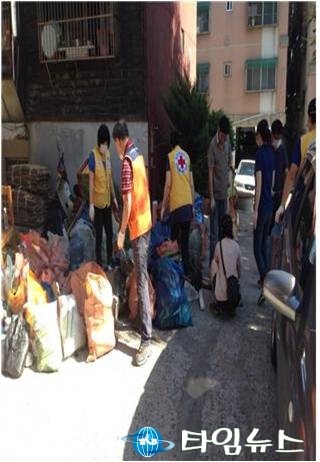 부천시자원봉사센터, 집수리 봉사활동으로 희망을 나누다