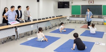 이정선 광주교육감, 늘봄학교 현장 점검