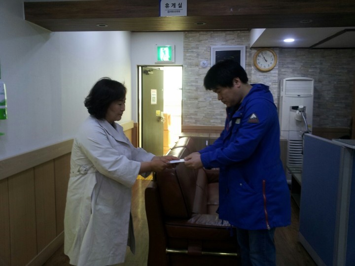 예산서 경찰발전위원회, 공상 퇴직 장기투병 경찰관 자녀 장학금 전달
