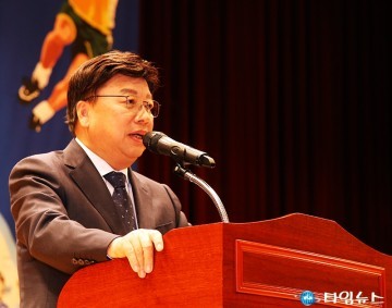 대전선수단에게 격려사 하는 권선택 대전시장