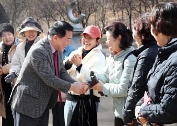 서철모 서구청장, 도안동 소통투어…주민과 현장 점검