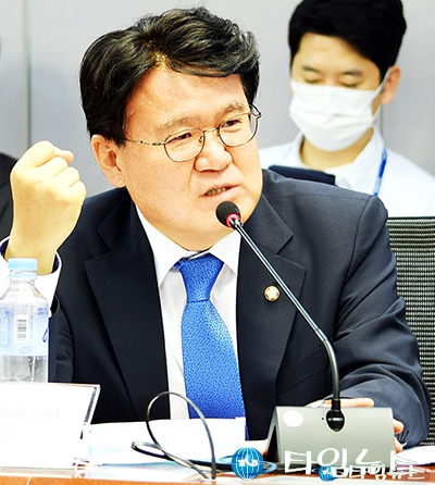 이경 ‘총선 부적격’ 의결...황운하 국회의원은?