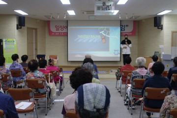 의성군립도서관, ‘도서관 길위의 인문학’ 7년 연속 공모사업 선정