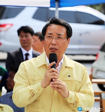 한현택 동구청장, 충무훈련 강평