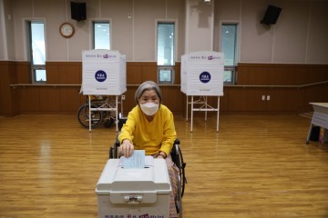대전보훈요양원, 제22대 국회의원선거 ‘소중한 한 표’ 권리 행사