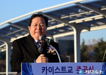 장종태 서구청장, 카이스트교는 크리스마스 선물!