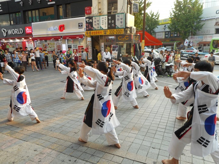 북구, 광복 70주년 기념 태극기 퍼포먼스 행사 개최