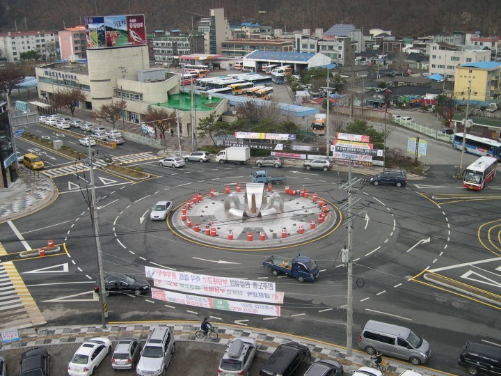 홍천군 회전교차로 호응 높아, 잇따른 설치 계획