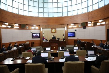 제213회 봉화군의회 정례회 개회