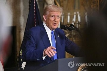 트럼프 "독재자 젤렌스키, 서두르지 않으면 나라 잃을 것"
