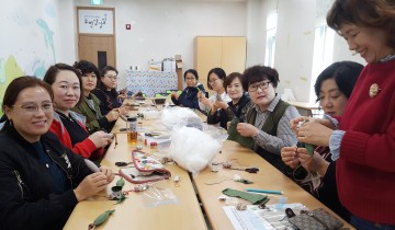 광주 광산구 신창동 주민자치위, 들꽃자수교실 열어