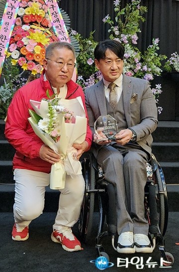 이한영 대전시의회 의원, 장애인 정책 공로 감사패 받아