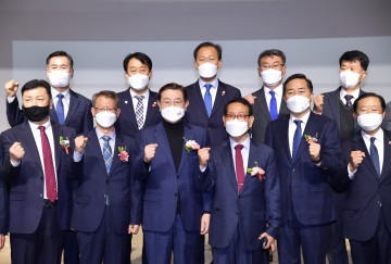이용섭 광주시장, 5·18민주화운동부상자회 초대회장 취임식 참석