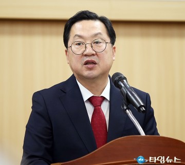 이장우 대전시장 “지원만으론 안 된다…꿈돌이로 경제모델 만든다”