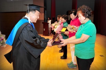 2017년 군위군 여성평생교육대학 수료식 개최