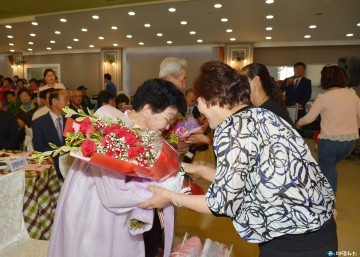 충주 교현2동 ‘경로 孝잔치’열어